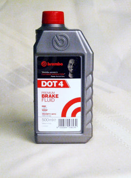 Brembo DOT 4 brake fluid, 500 ml 16.9 oz